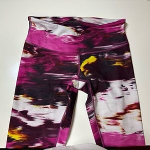 Lululemon leggings size 6